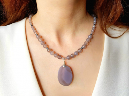 Coliere Handmade Medii - Colier cu agate gri, hematit si pandantiv agata gri