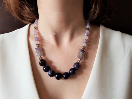 Coliere Handmade cu Pietre Semipretioase - Colier cu agate mov