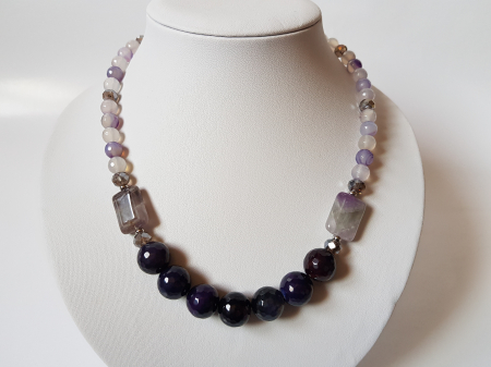 Colier cu agate mov [1]