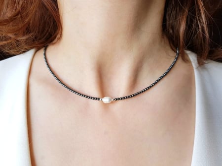 COLIERE - Colier cu hematit si perla de cultura alba