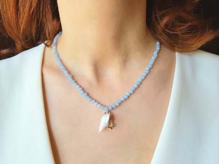 SEASHELL COLLECTION - Colier cu jad bleu si scoica naturala