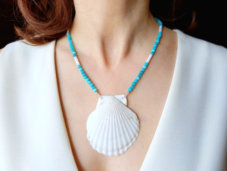 SEASHELL COLLECTION - Colier cu jad bleu, sidef si scoica naturala