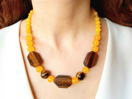 Coliere Handmade Medii - Colier cu jad galben si ochi de tigru