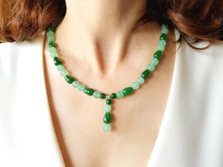 Coliere Handmade cu Pandantive - Colier cu jad verde si jad vernil