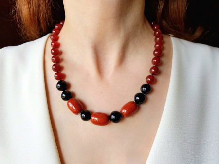 Coliere Handmade Medii - Colier cu jasp rosu tuburi, agat coniac, hematit si onix