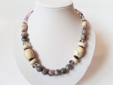 Colier cu labradorit, agate si  howlit [2]