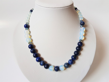 Colier cu lapis lazuli, opalit si cristale albastre [3]