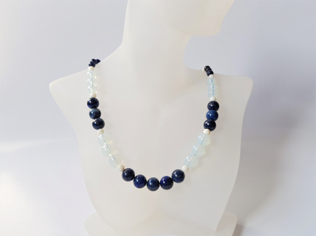 Colier cu lapis lazuli si coral [1]