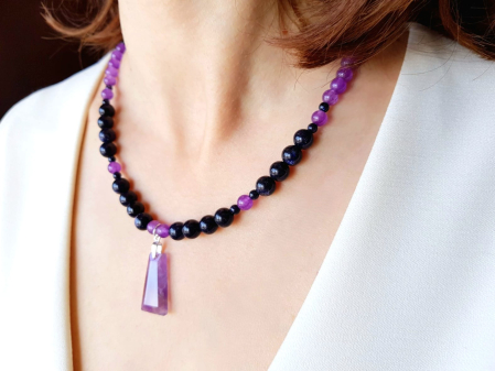 Colier cu piatra soarelui, jad lila si pandantiv ametist [4]