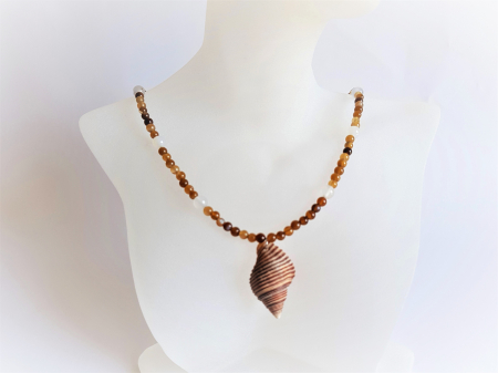 Colier de agate cu pandantiv scoica naturala [3]