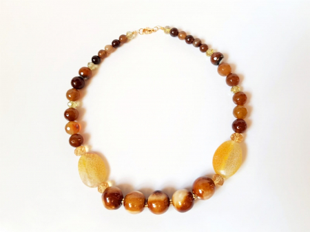 Colier de agate si portelan [1]