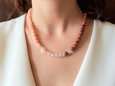 Coliere Handmade cu Pietre Semipretioase - Colier de jad somon si piatra soarelui