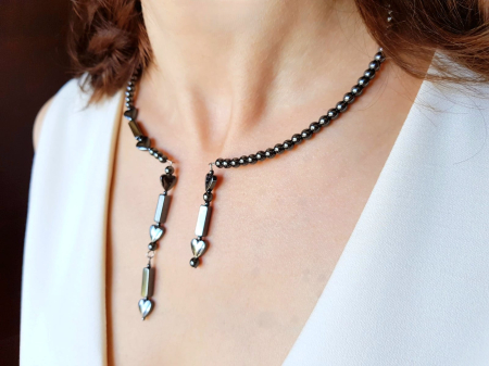 Colier din hematit cu design deschis [2]