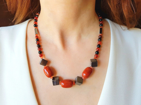 Coliere Handmade Medii - Colier jasp rosu, agate si hematit