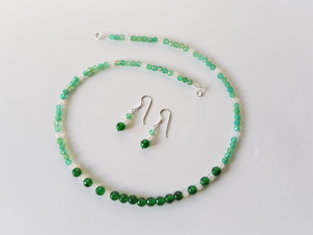 Set colier si cercei cu jad verde si agate albe [6]