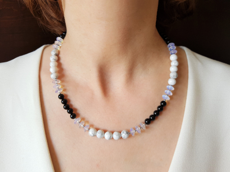 Set colier si cercei cu onix, opalit, howlit si hematite [4]