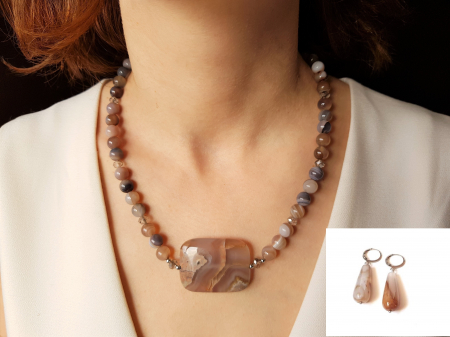 SALES - Set colier si cercei de agate maro deschis