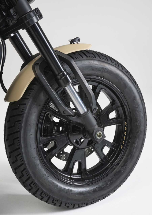 Benelli Leoncino Bobber 400 [8]