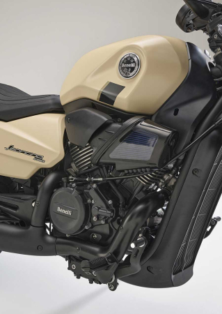 Benelli Leoncino Bobber 400 [8]