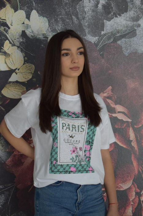 Tricou Dama Alb cu Imprimeu Colorat și Accesorii [2]