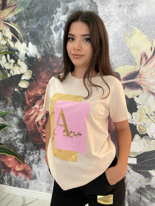 Tricou Dama Bej cu Imprimeu Colorat si Accesorii [3]