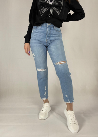 Blugi Boyfriend Albastru Deschis cu model NOUTATI - Blugi Boyfriend Albastru Deschis cu model