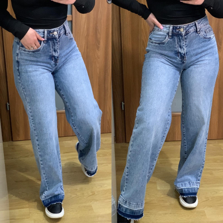 NOUTATI - Blugi evazati albastri