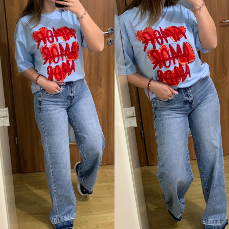 NOUTATI - Set blugi evazati albastri+ tricou bleu cu imprimeu si accesorii