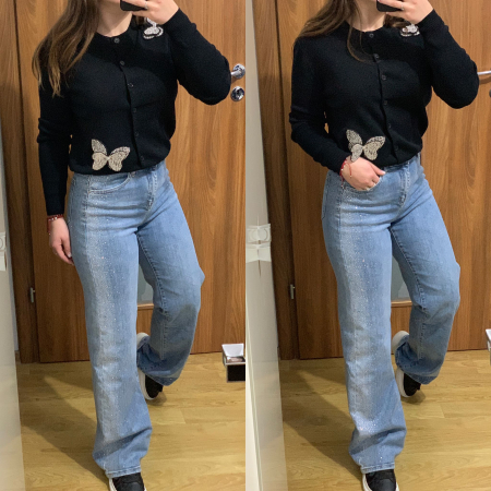 SETURI - Set blugi evazati elastici cu pietricele+ pulover negru cu fluturasi