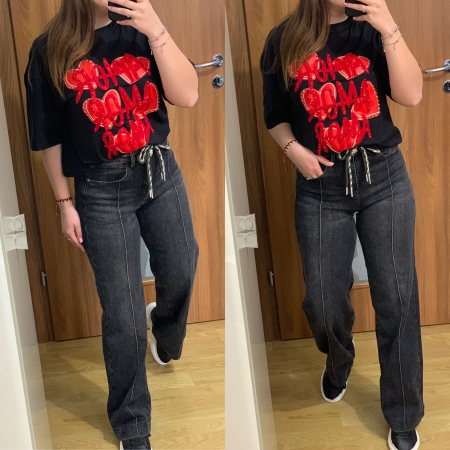 SETURI - Set blugi gri evazati elastici+ tricou negru cu imprimeu si accesorii