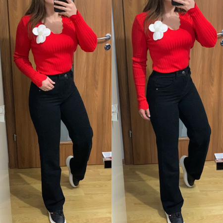 SETURI - Set blugi negri evazati+ bluza rosie cu floare detasabila