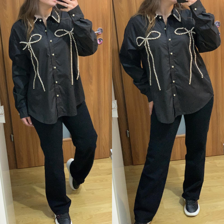 NOUTATI - Set blugi negri evazati + camasa neagra cu perlute