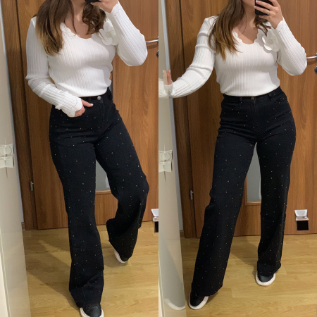 Set blugi negri evazati elastici cu pietricele+ bluza alba cu floare detasabila