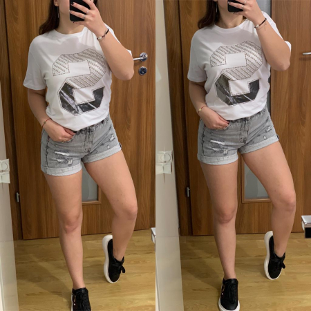 SETURI - Set Blugi Scurti Gri + Tricou Dama Alb cu Pietre Aplicate