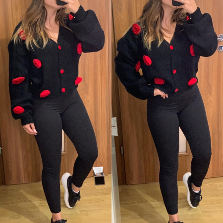 NOUTATI - Set colanti negri+ pulover negru cu trandafiri