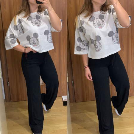 Set pantaloni negri evazati+ tricou alb Mickey din pietricele PRODUSE DE SEZON - Set pantaloni negri evazati+ tricou alb Mickey din pietricele