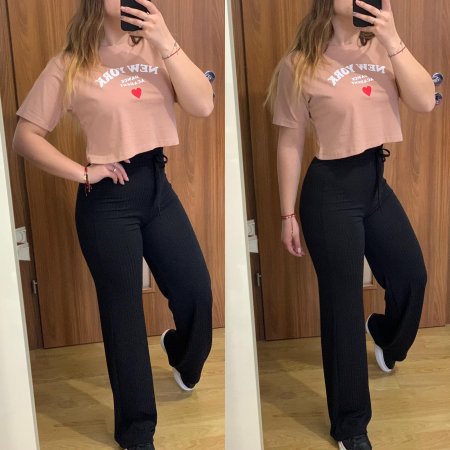 Set pantaloni negri evazati+ tricou bej scurt in talie PRODUSE DE SEZON - Set pantaloni negri evazati+ tricou bej scurt in talie