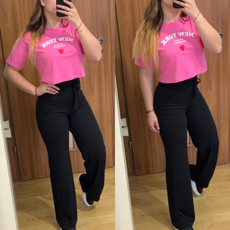 Set pantaloni negri evazati+ tricou roz scurt in talie PRODUSE DE SEZON - Set pantaloni negri evazati+ tricou roz scurt in talie