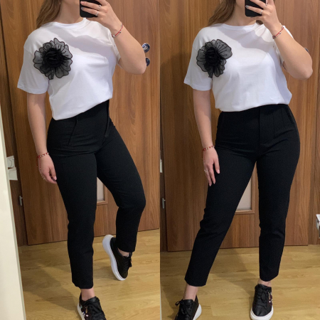 Set pantaloni negri office+ tricou alb cu floare PRODUSE DE SEZON - Set pantaloni negri office+ tricou alb cu floare
