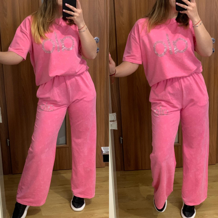 Trening evazat roz cu strasuri PRODUSE DE SEZON - Trening evazat roz cu strasuri