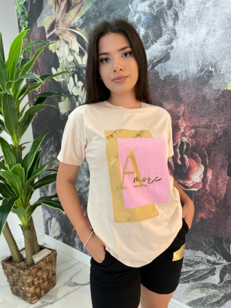 Tricou Dama Bej cu Imprimeu Colorat si Accesorii REDUCERI% - Tricou Dama Bej cu Imprimeu Colorat si Accesorii