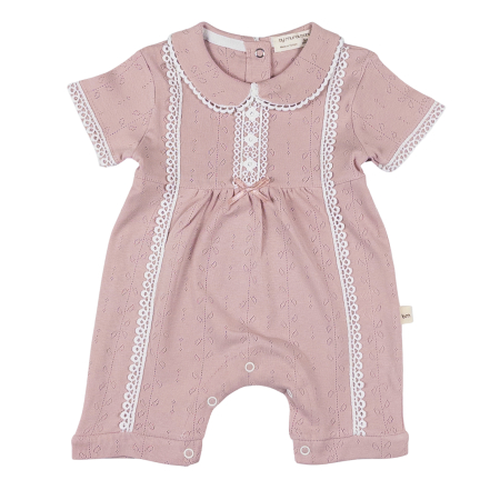 Haine bebelusi fete ❤️ - Salopetă Fetițe din Bumbac Texturat cu Dantelă, Roz Prăfuit