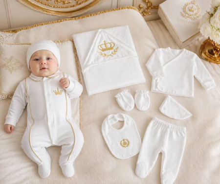 Imbracaminte nou-nascuti ❤️ - Set 10 Piese Nou-Născut Băieți cu Tema Imperială Alb-Auriu