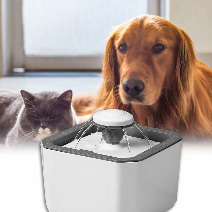 Dispenser de apa tip fantana NewEvo, ultra-sientioasa pentru caini si pisici cu filtru de carbon activat si hidratare neintrerupta a animalelor de companie, reglare a debitului de apa, incarcare USB, design modern, 2.5L, Alb [7]