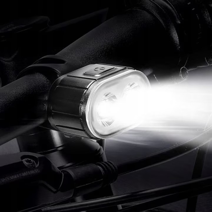 Set lumini bicicleta NewEvo, far bicicleta fata spate, USB reincarcabil cu acumulator, 4 moduri de iluminare, rezistent la apa IPX4, Alb Rosu [8]