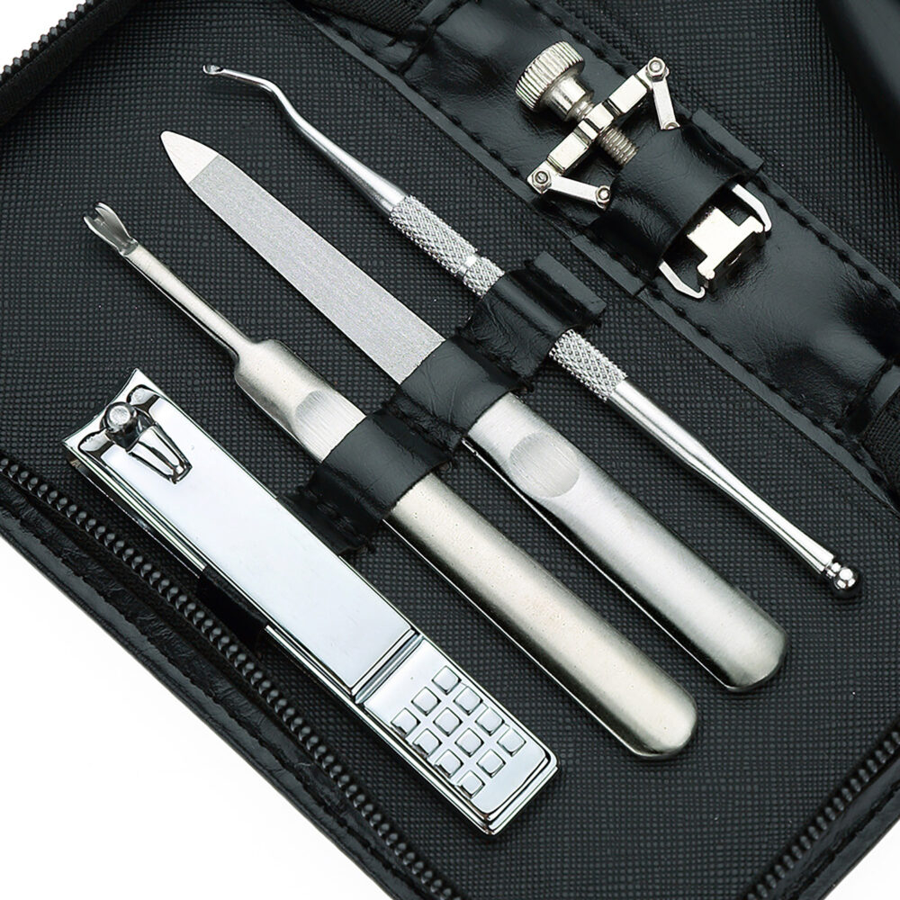 https://www.beststoreonline.ro/trusa-manichiura-pedichiura-newevo-otel-inoxidabil-8-piese-cu-pila-unghiera-cleste-cuticule-impingator-cuticule-etui-depozitare-elegant-negru.html?preview=1 [4]