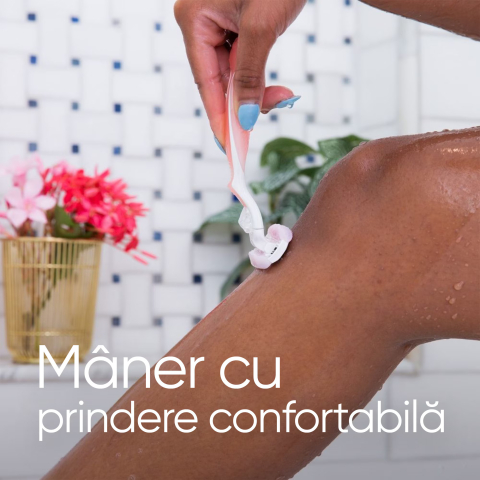 https://www.beststoreonline.ro/aparat-de-ras-pentru-femei-gillette-venus-comfortglide-spa-breeze-manere-cu-6-rezerve-incluse.html [4]