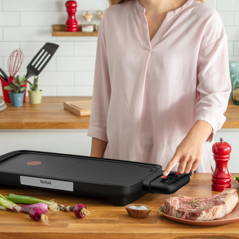 https://www.beststoreonline.ro/gratar-electric-tefal-plancha-booster-cb641810-2200-w-power-boost-termostat-ajustabil-suprafata-antiaderenta-tefal-resist-indicator-thermospot-negru.html [4]