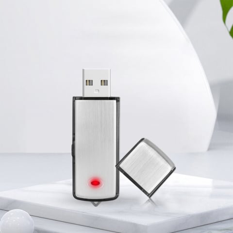 Recorder Spion NewEvo®, USB, 16 GB, 200 De Ore de Inregistrare, Raza de Actiune pana la 8 Metri, Capacitate Baterie 350mAh, Argintiu [1]