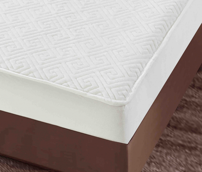 Husa Matlasata Tip Topper Catifea Alb pentru Pat 160x200cm + 2 Fete de Perna 50x70cm - Huse de Pat Confortabile si Elegante [3]